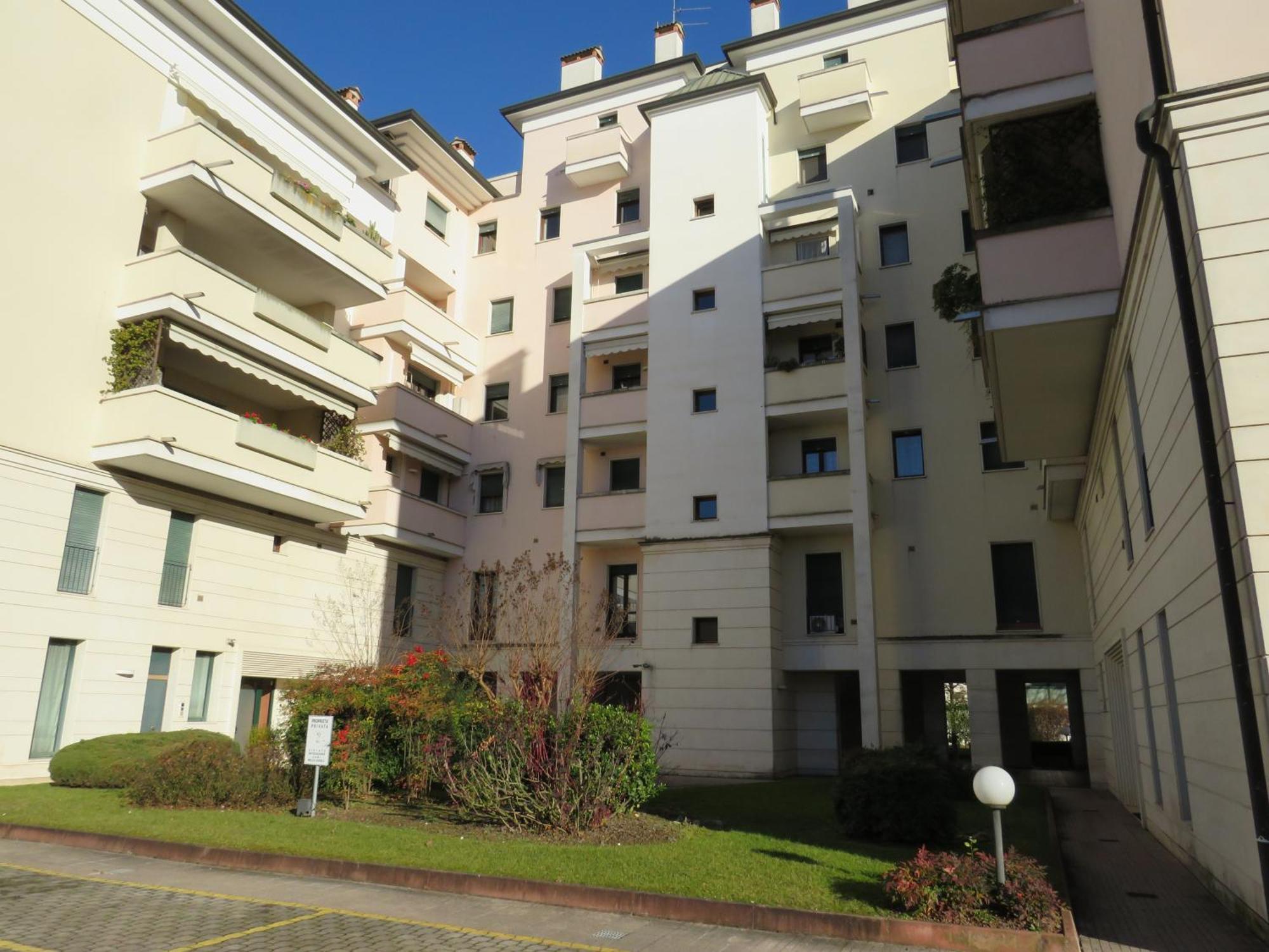 Palladium Cozy Suite Close To Downtown And Exibition Center Vicenza Dış mekan fotoğraf